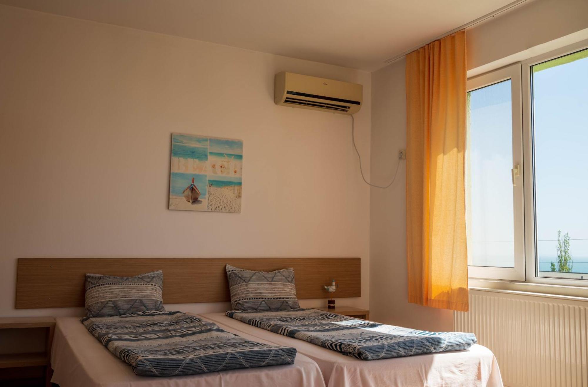 Family Hotel Perla Golden Sands Exterior photo